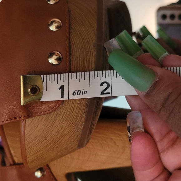 Sandals - Picture 6 of 6